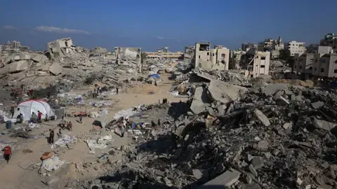 Israeli Tanks Push into Key Gaza City Civilian Area