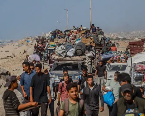 Israeli Forces Seek to Force Civilians Away of Gaza's Urban Center as Ground Offensive Advances